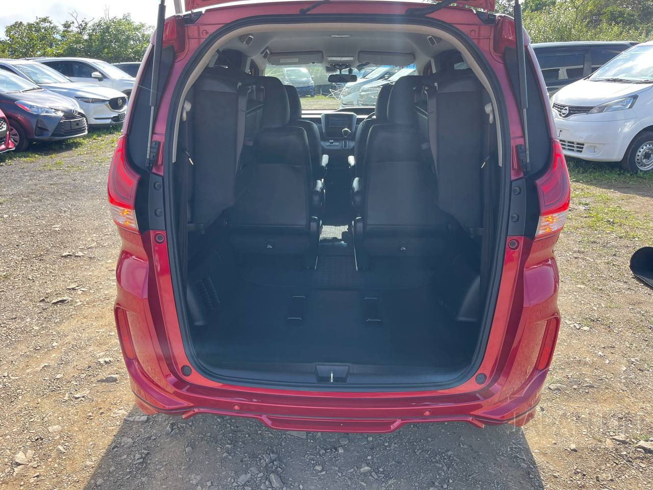 Фото Honda Freed - Japan Life 