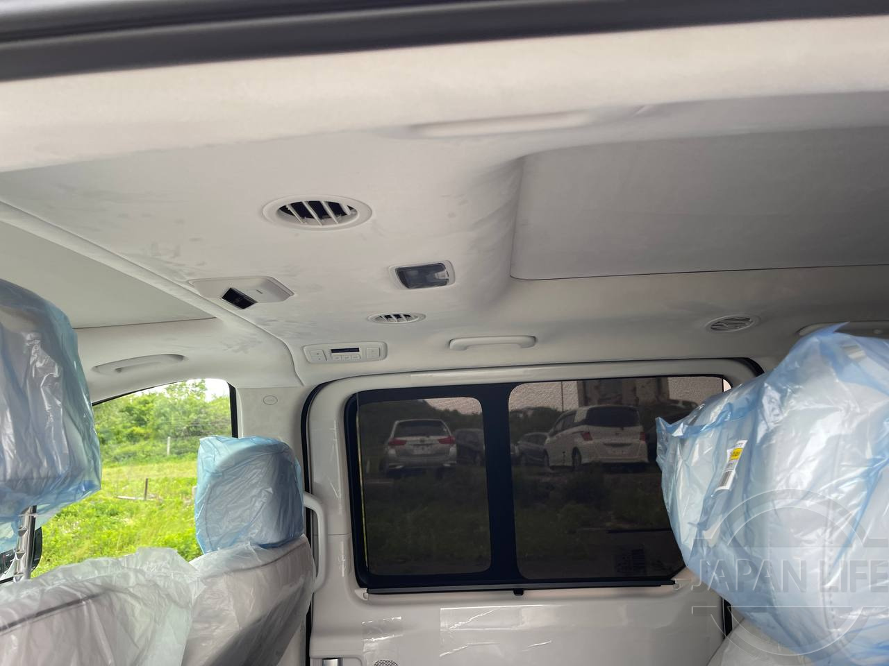 Фото Hyundai Staria - Japan Life 