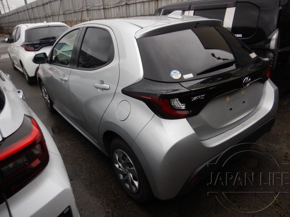 Фото Toyota Yaris - Japan Life 