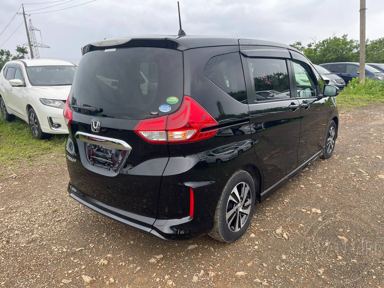 Фото Honda Freed - Japan Life 