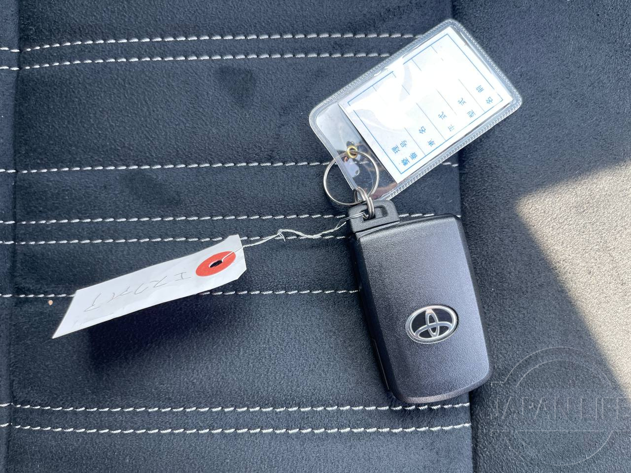 Фото Toyota Esquire - Japan Life 