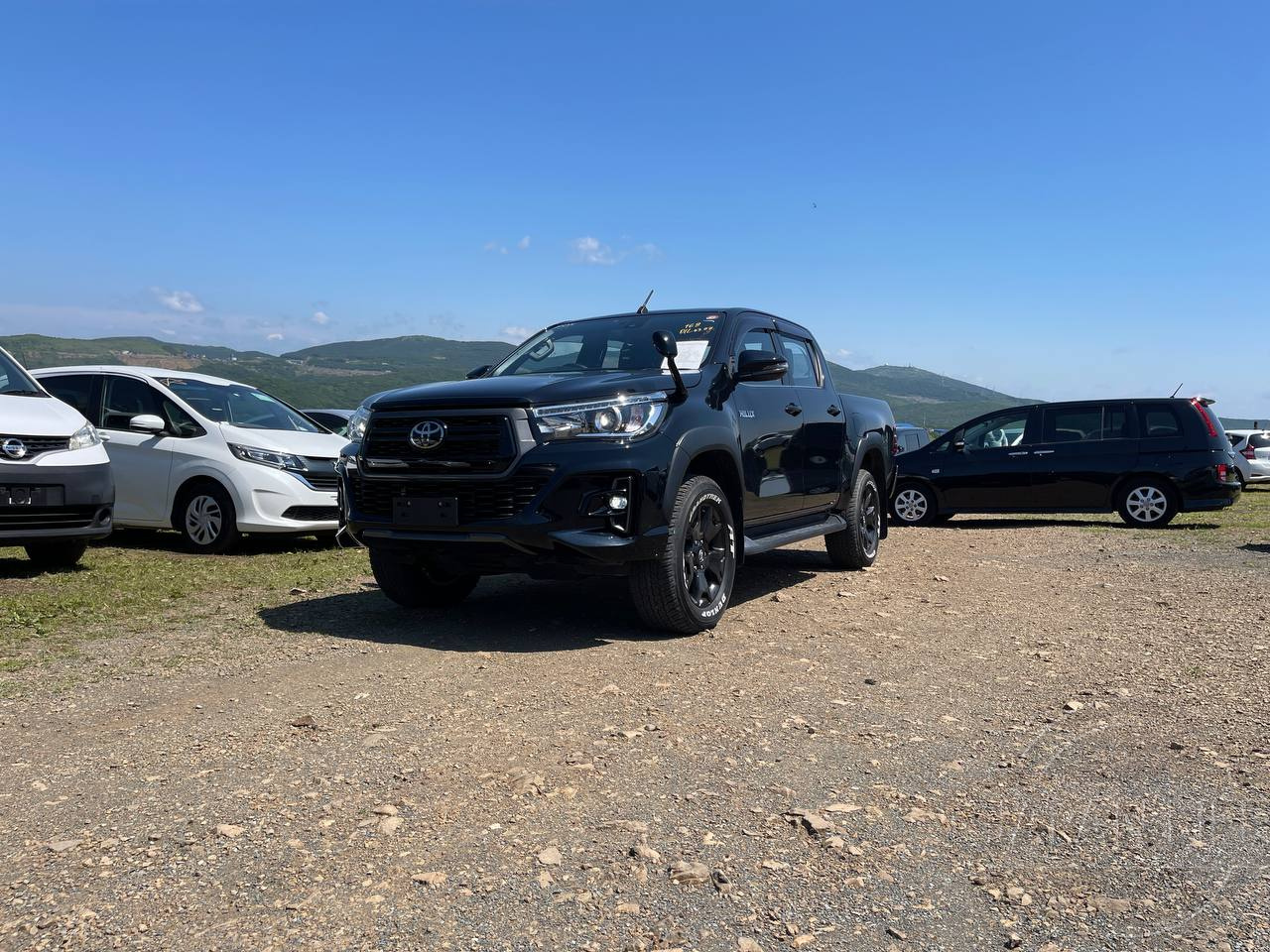 Фото Toyota Hilux - Japan Life 