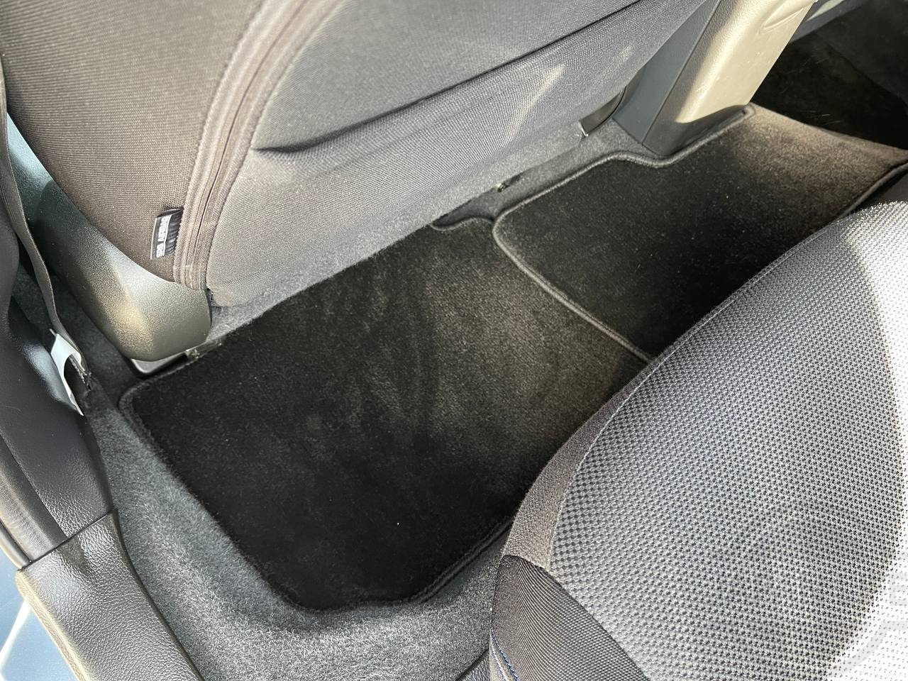 Фото Subaru Levorg - Japan Life 