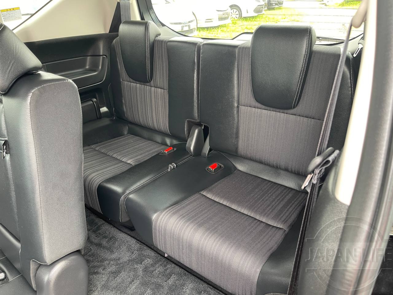 Фото Honda Freed - Japan Life 