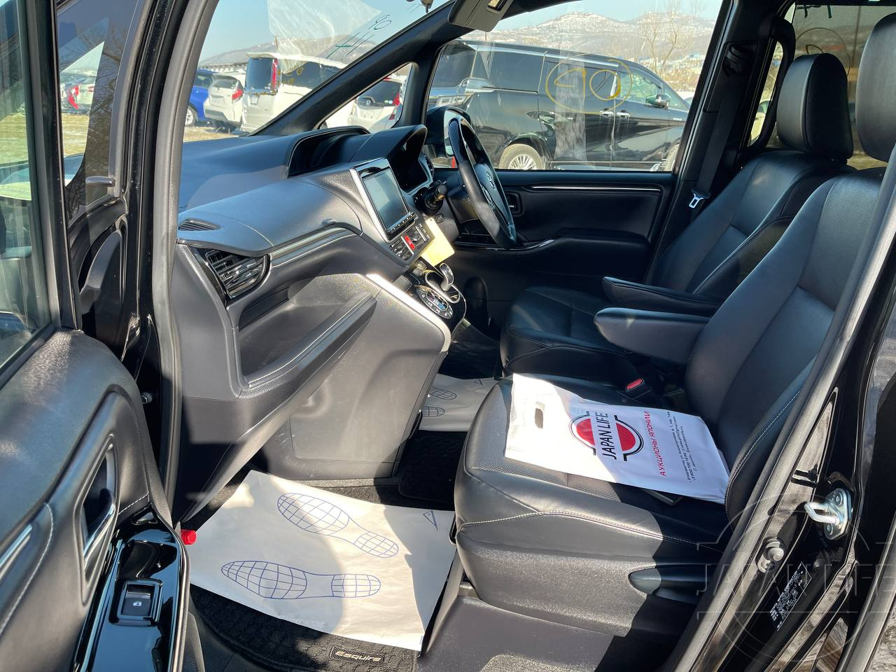 Фото Toyota Esquire - Japan Life 