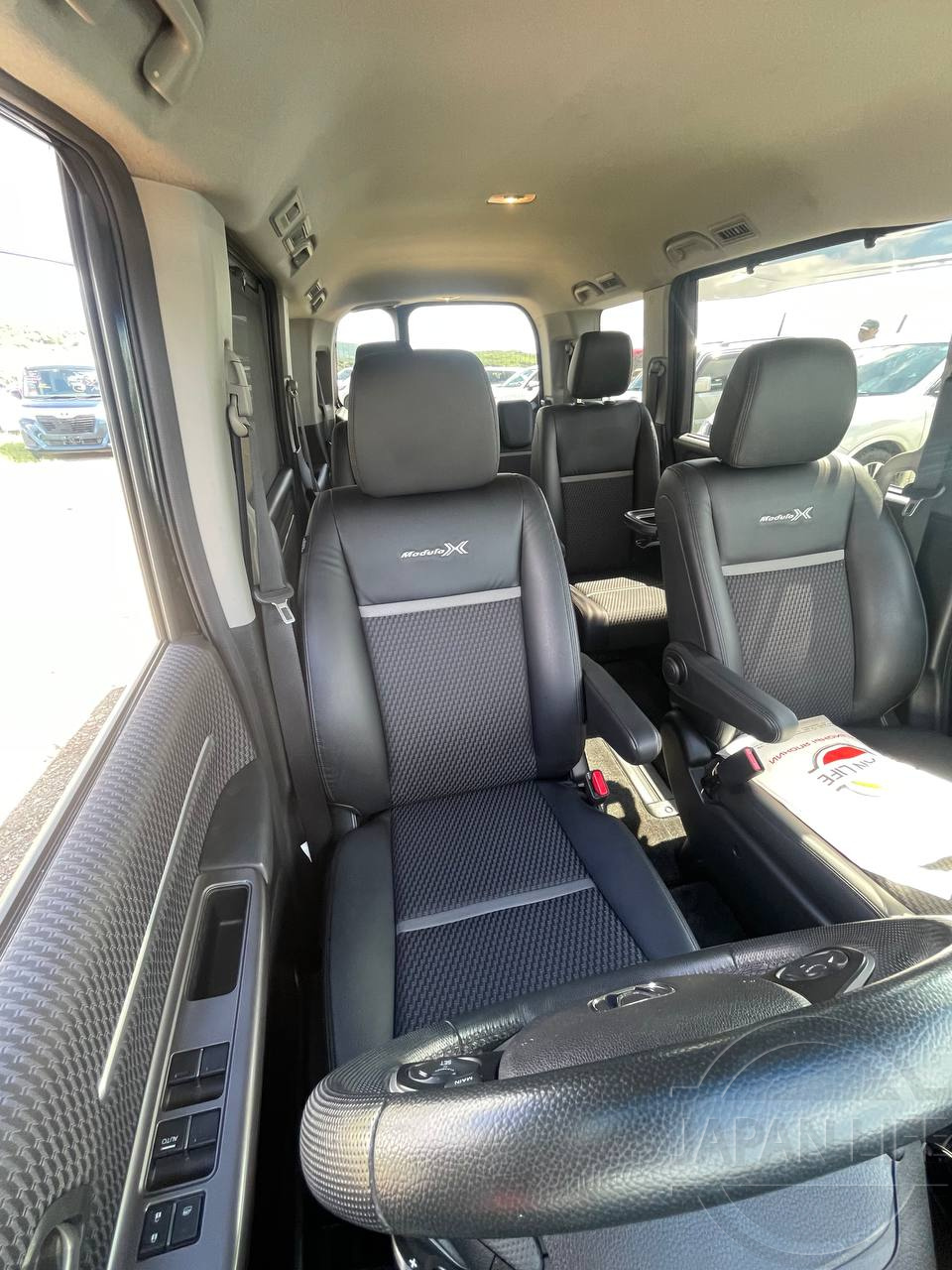 Фото Honda Stepwgn - Japan Life 