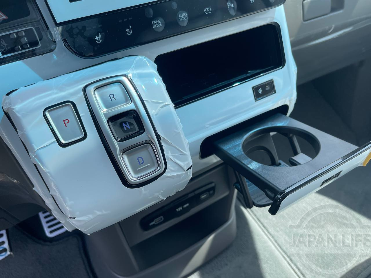 Фото Hyundai Staria - Japan Life 