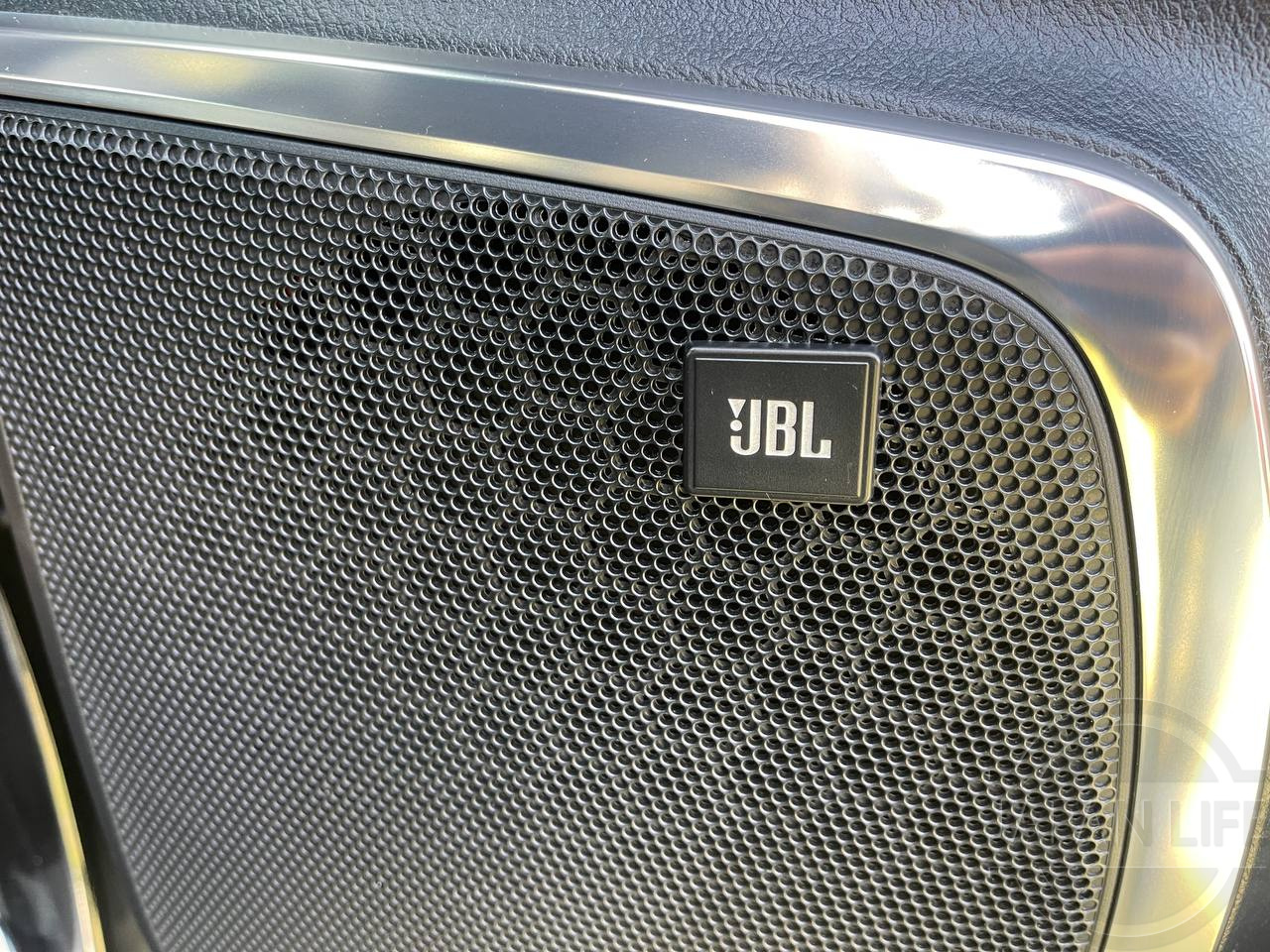 Фото Toyota Alphard - Japan Life 