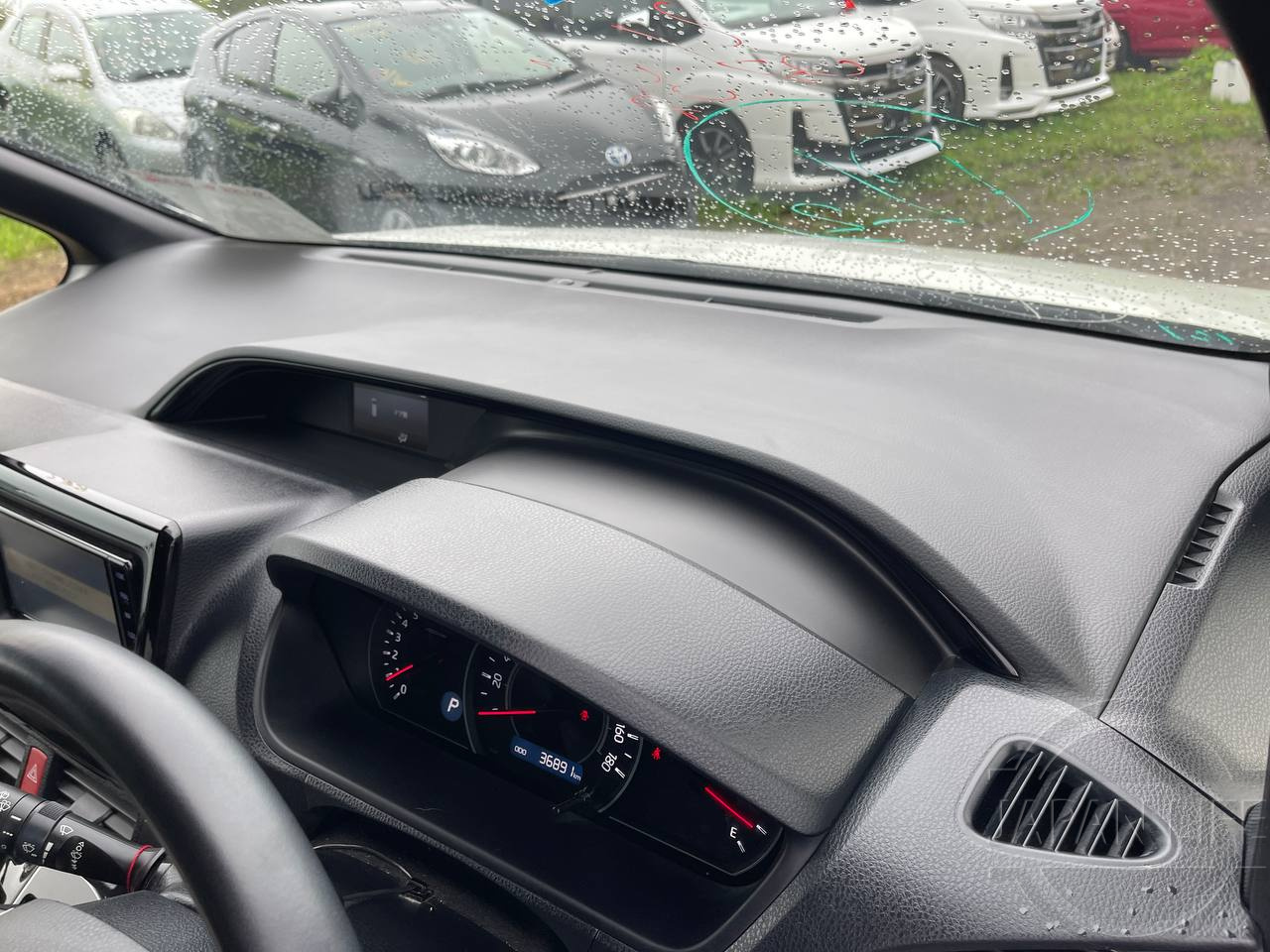 Фото Toyota Noah - Japan Life 