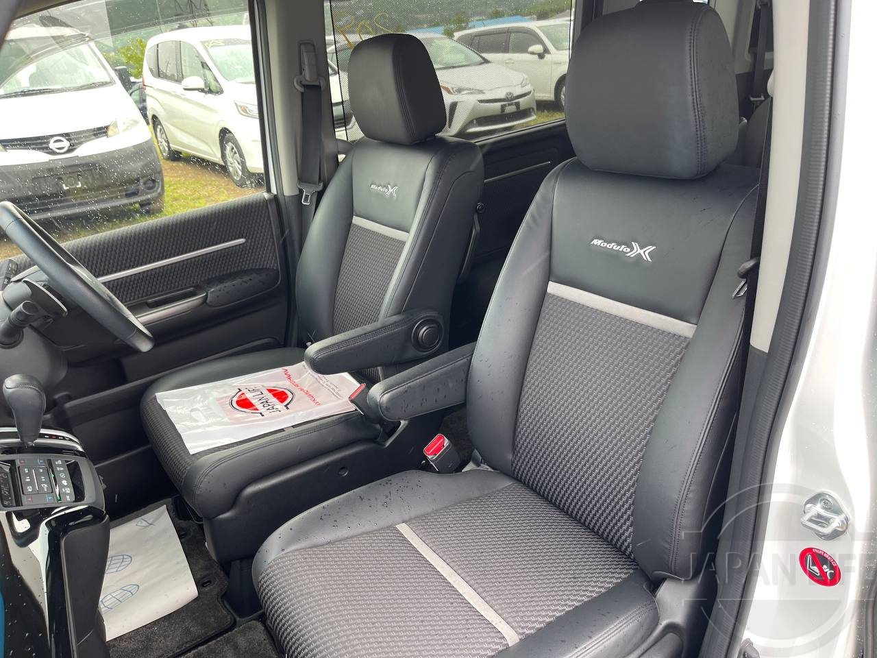 Фото Honda Stepwgn - Japan Life 