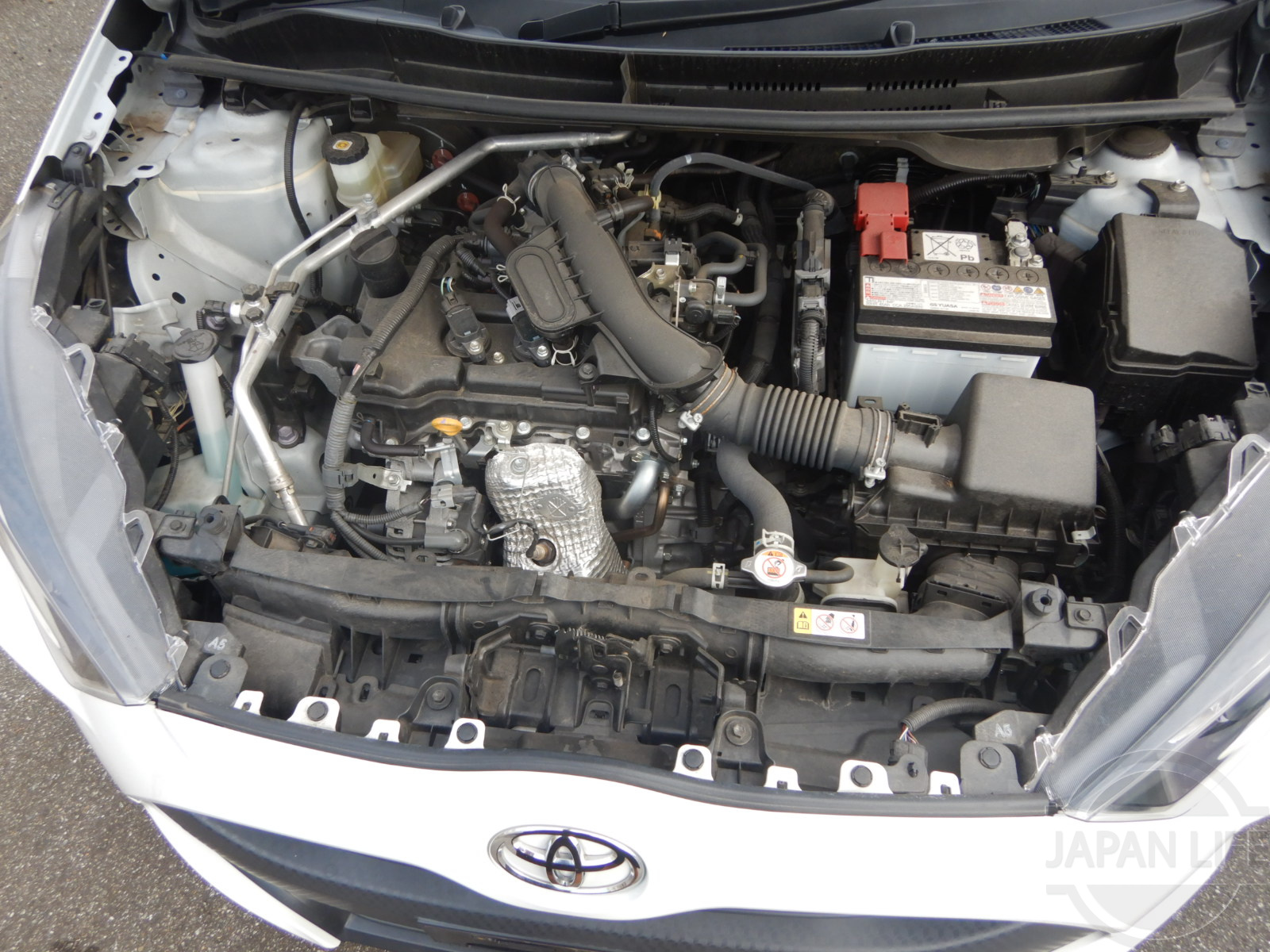 Фото Toyota Yaris - Japan Life 