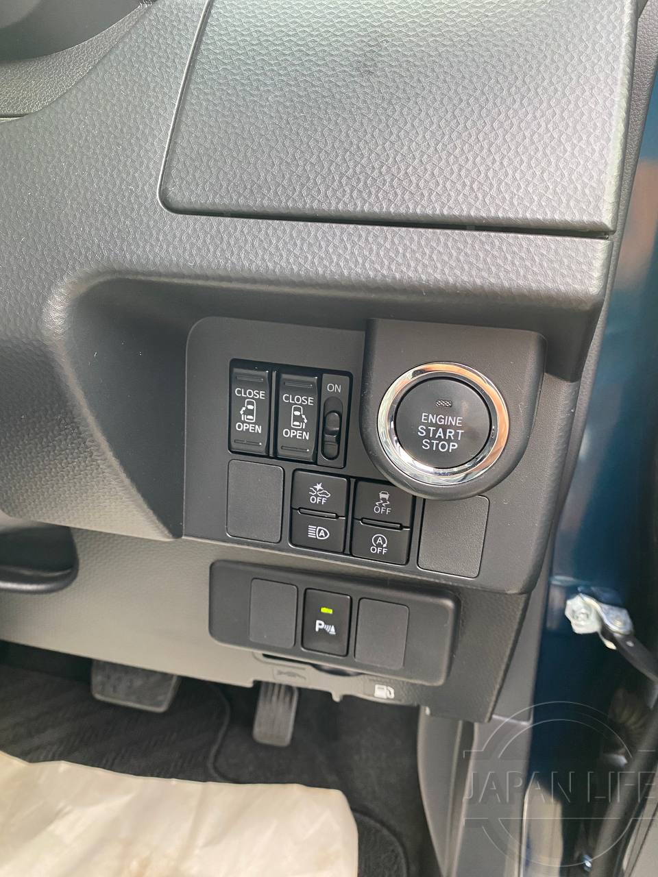 Фото Toyota Tank - Japan Life 