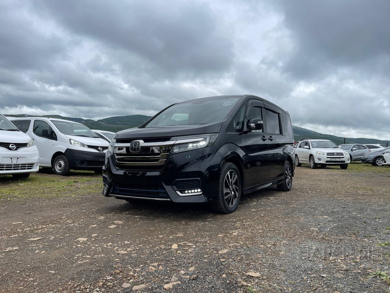 Фото Honda Stepwgn - Japan Life 