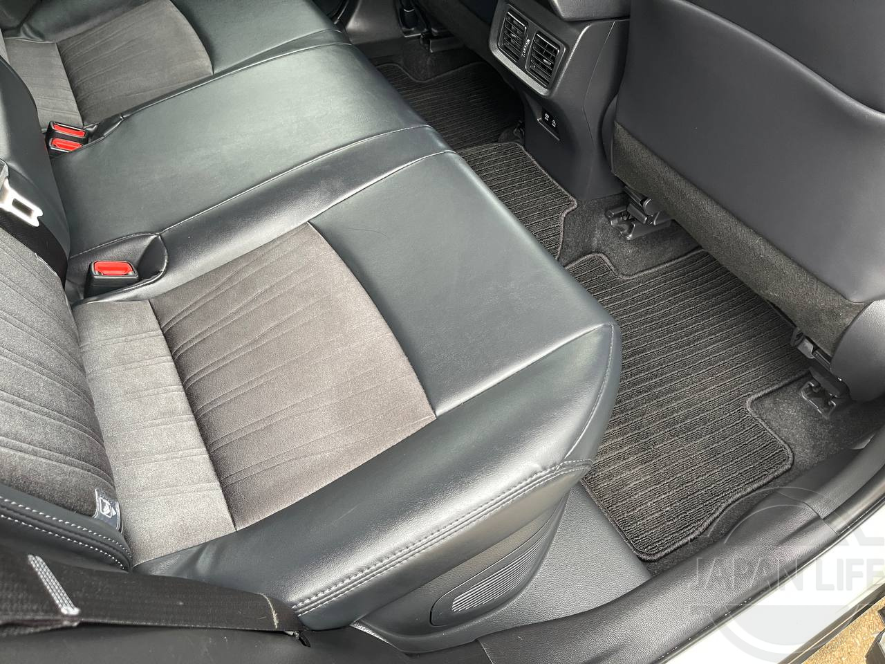 Фото Toyota Harrier - Japan Life 