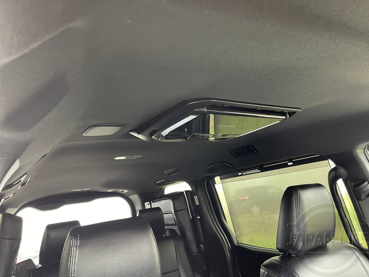 Фото Toyota Voxy - Japan Life 