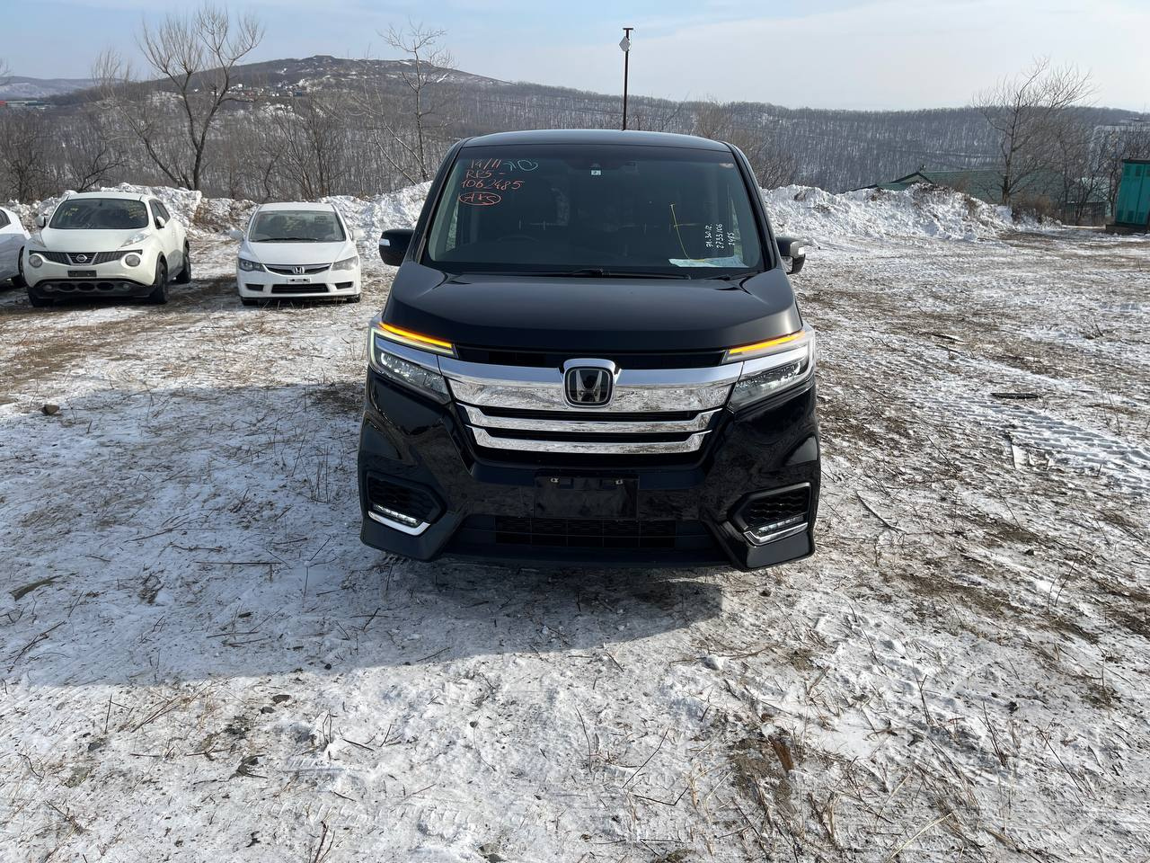 Фото Honda Stepwgn - Japan Life 