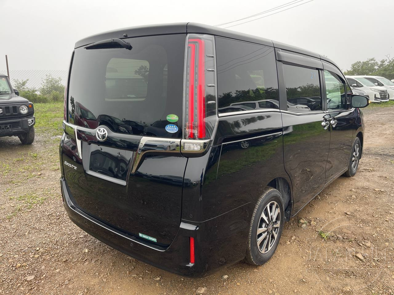 Фото Toyota Esquire - Japan Life 