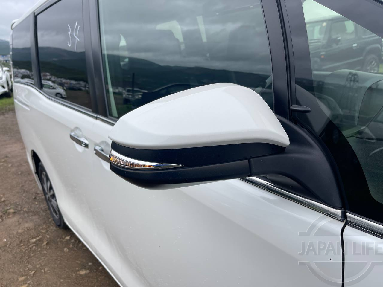 Фото Toyota Esquire - Japan Life 