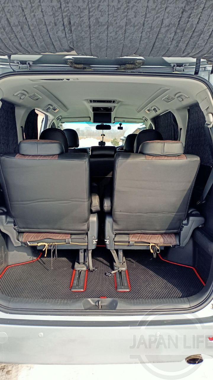 Фото Toyota Vellfire - Japan Life 