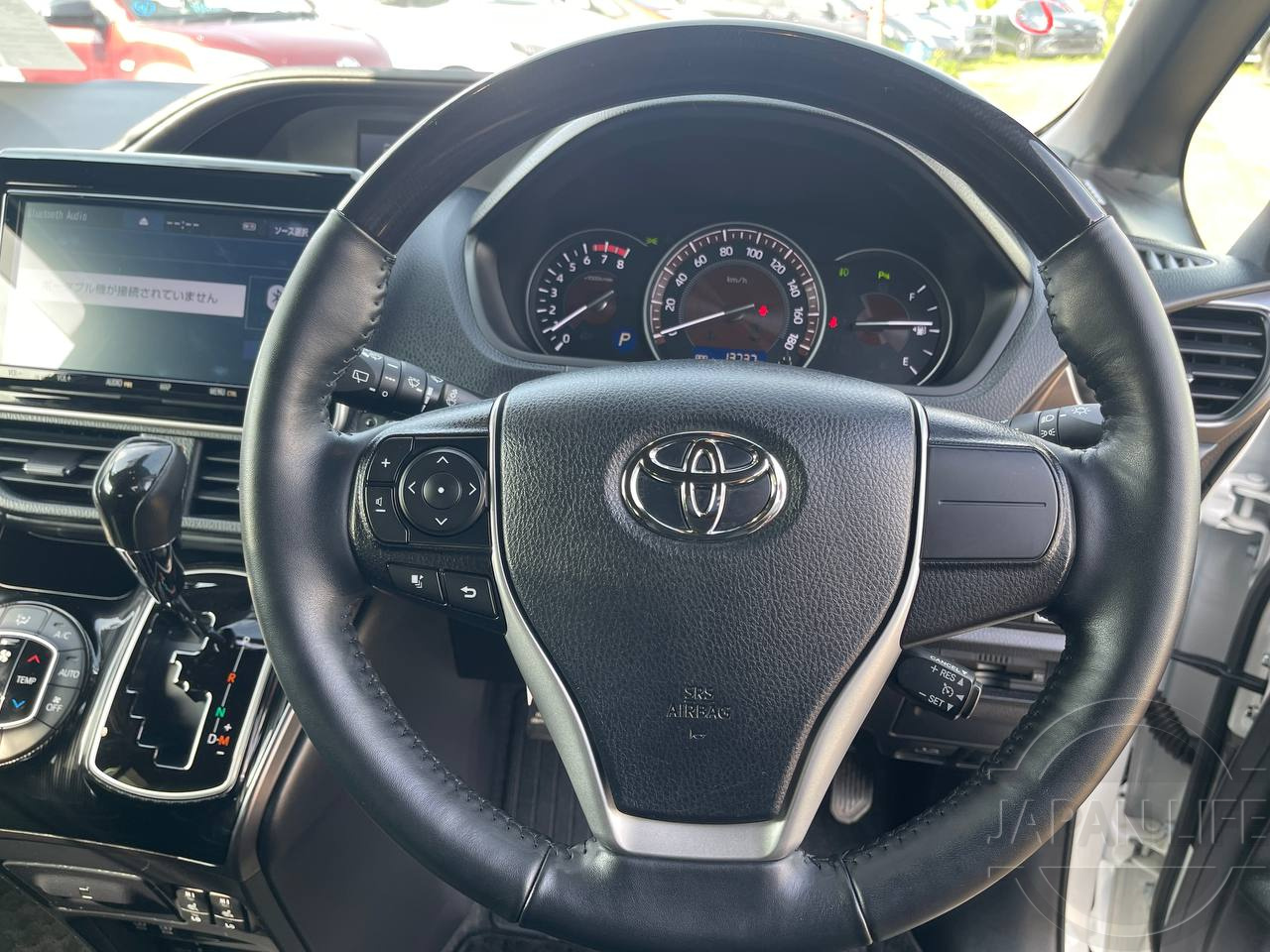 Фото Toyota Esquire - Japan Life 