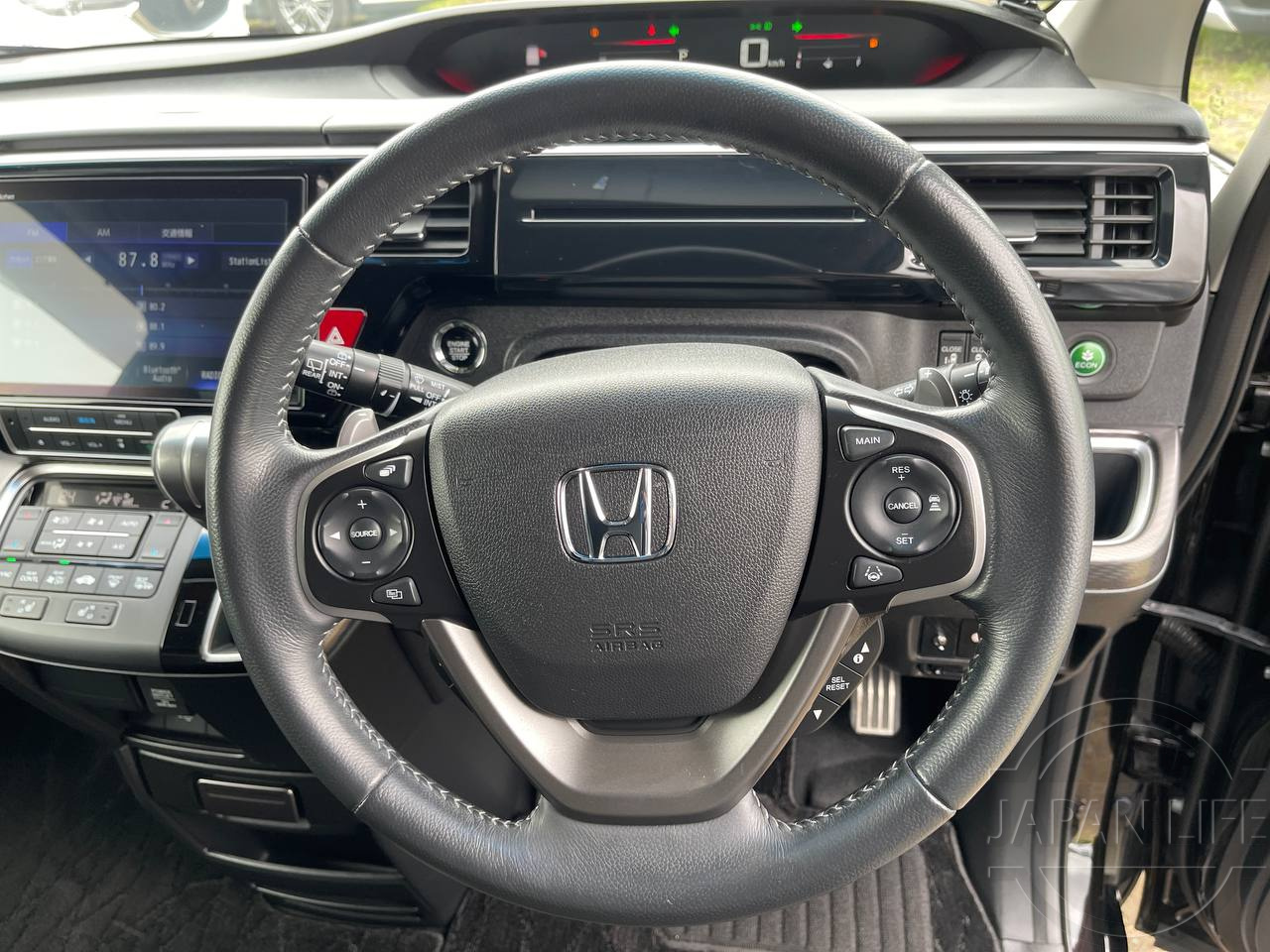 Фото Honda Stepwgn - Japan Life 