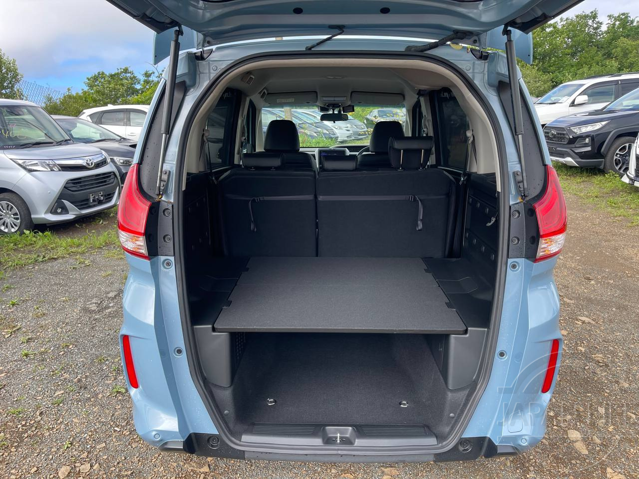 Фото Honda Freed+ - Japan Life 