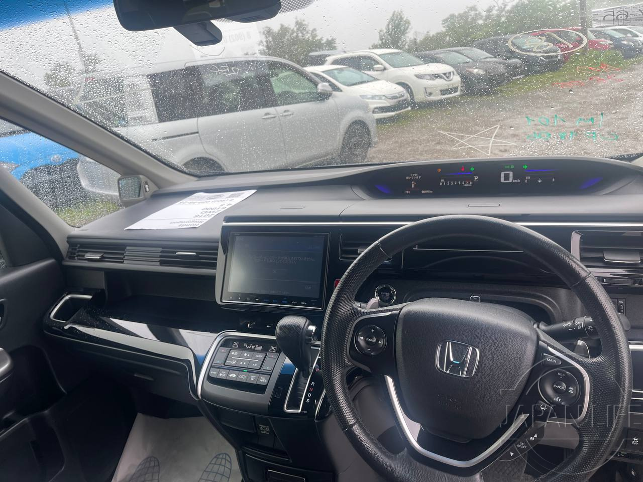 Фото Honda Stepwgn - Japan Life 