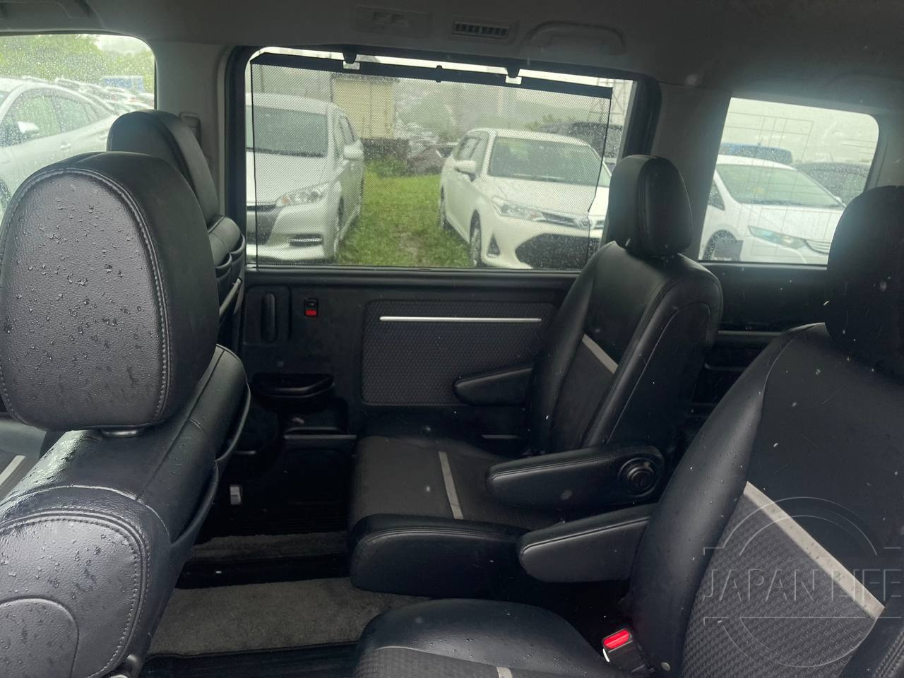 Фото Honda Stepwgn - Japan Life 