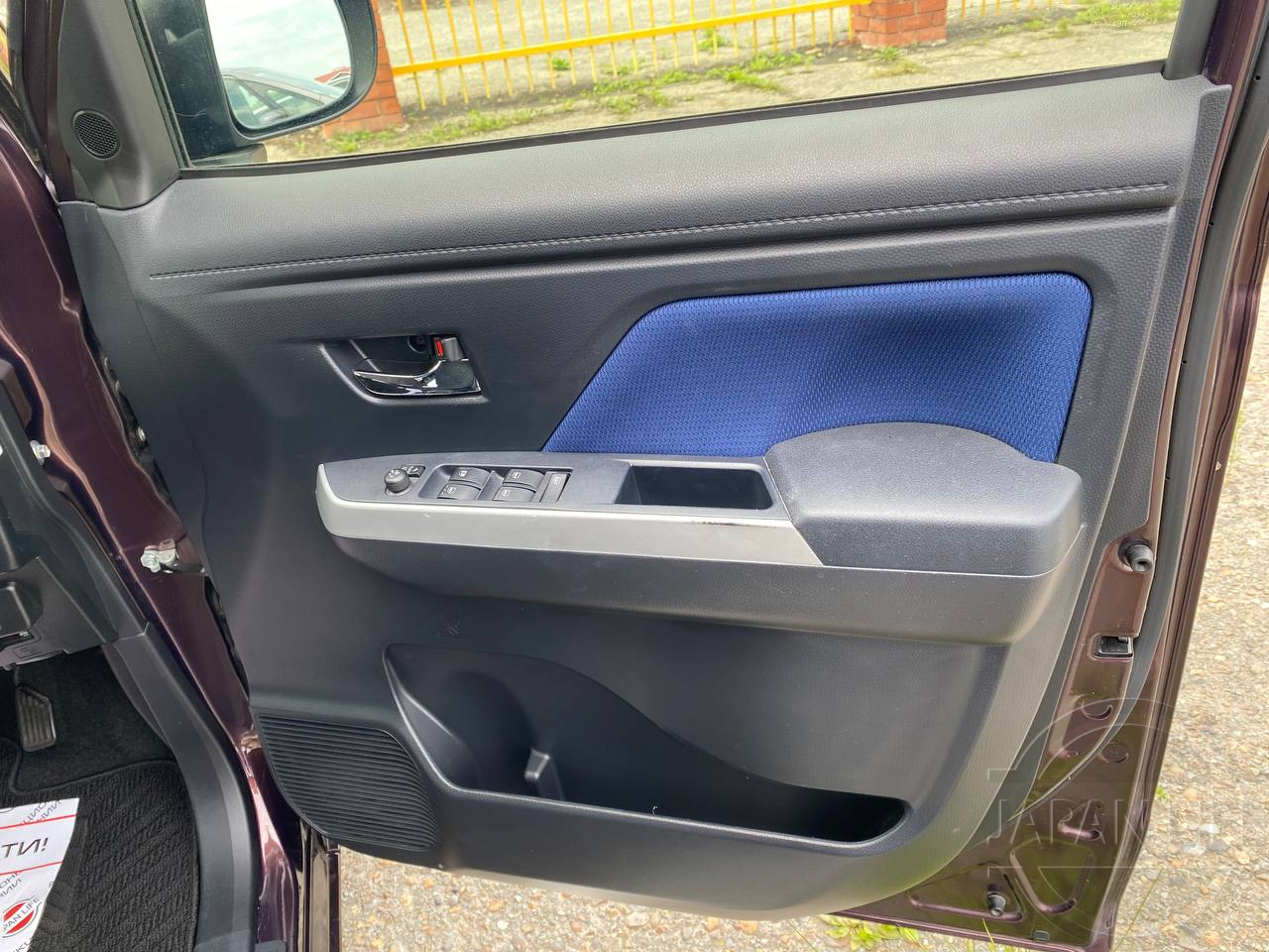 Фото Toyota Tank - Japan Life 