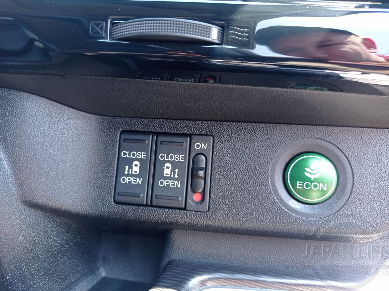 Фото Honda Stepwgn - Japan Life 