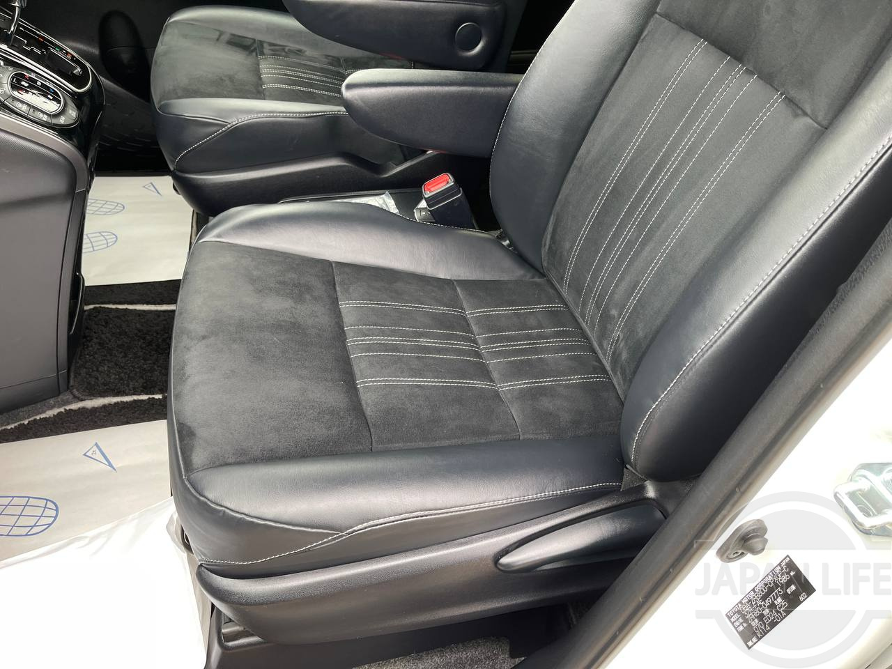 Фото Toyota Esquire - Japan Life 