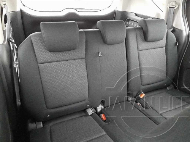 Фото Honda Freed+ - Japan Life 