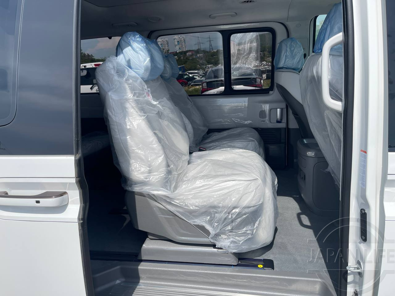 Фото Hyundai Staria - Japan Life 