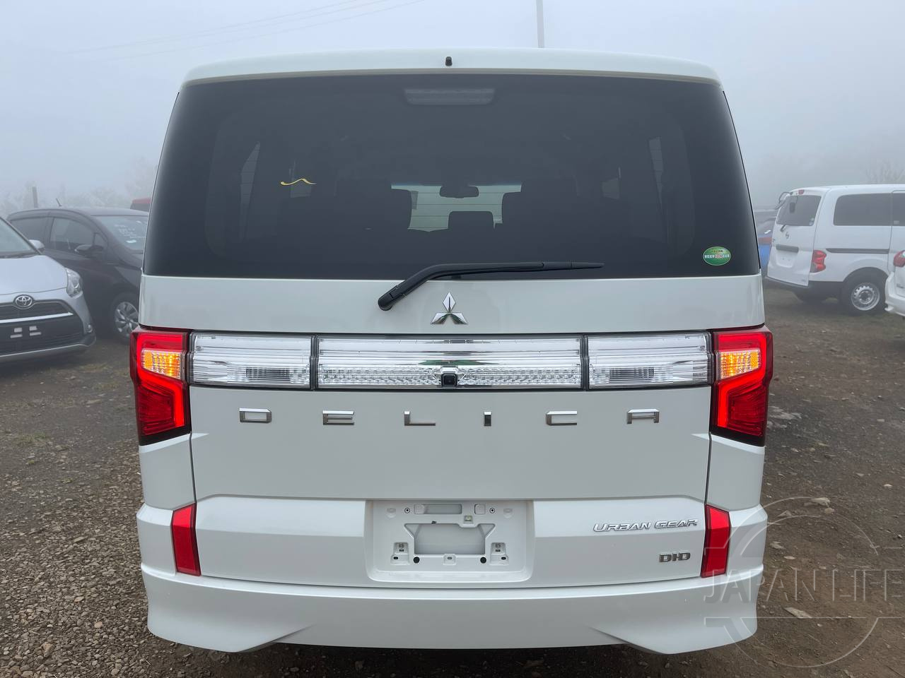 Фото Mitsubishi Delica D:5 - Japan Life 