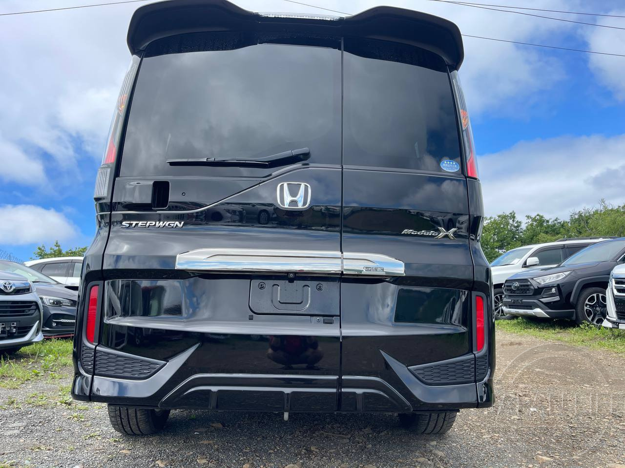 Фото Honda Stepwgn - Japan Life 