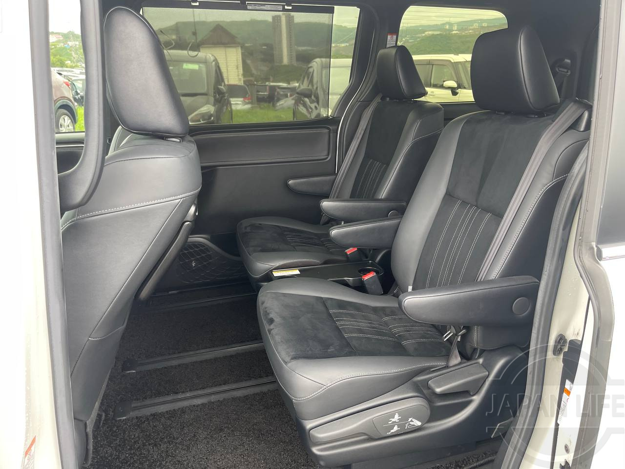 Фото Toyota Esquire - Japan Life 