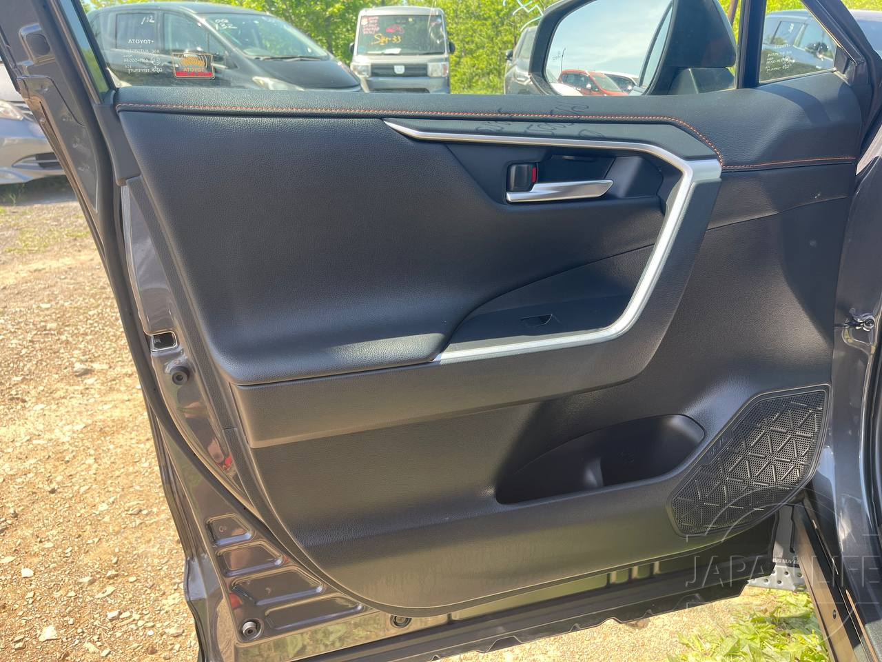 Фото Toyota RAV4 - Japan Life 