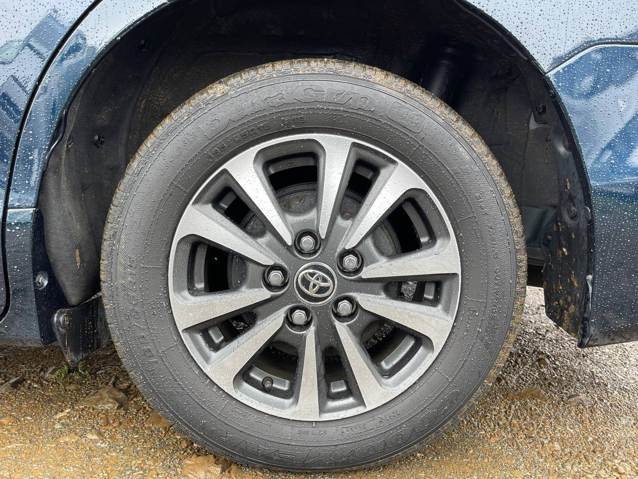 Фото Toyota Esquire - Japan Life 