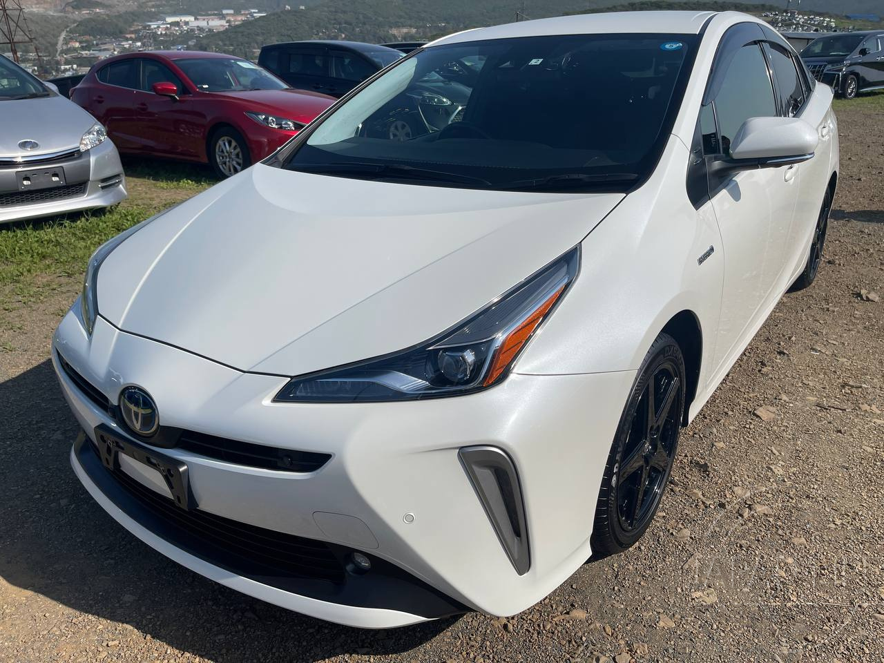 Фото Toyota Prius - Japan Life 