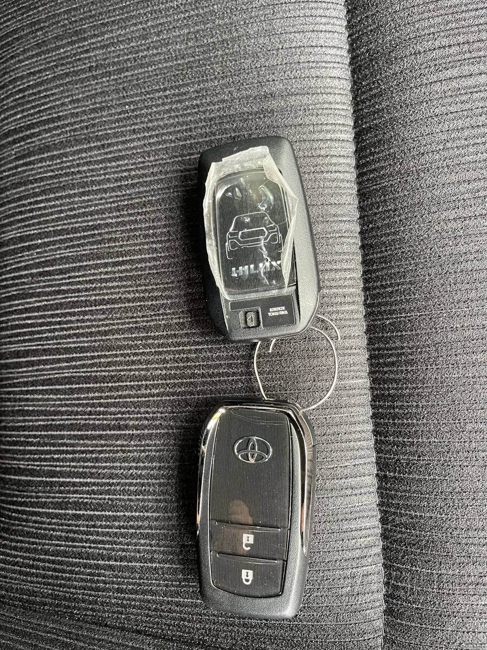 Фото Toyota Hilux - Japan Life 