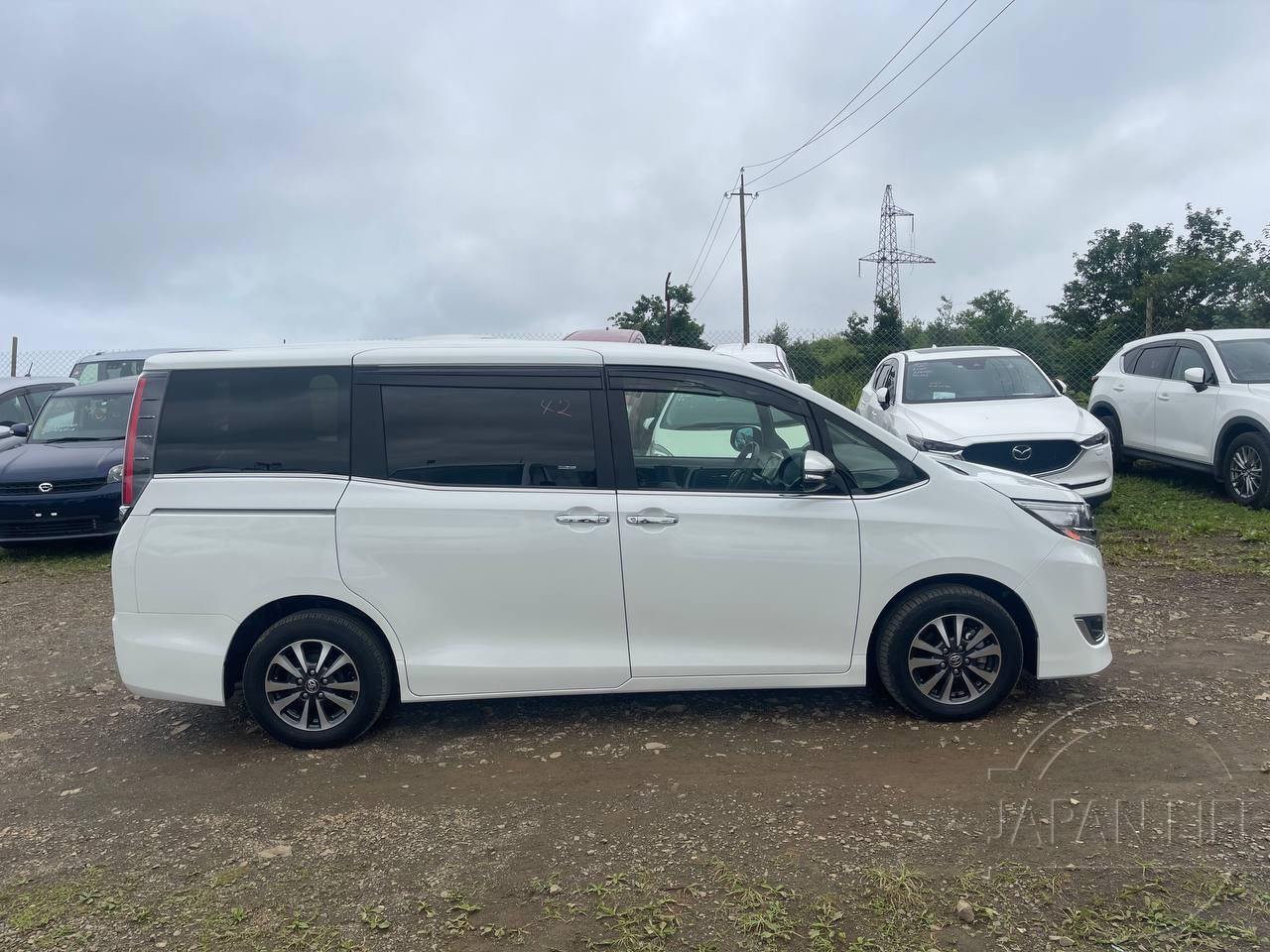 Фото Toyota Esquire - Japan Life 