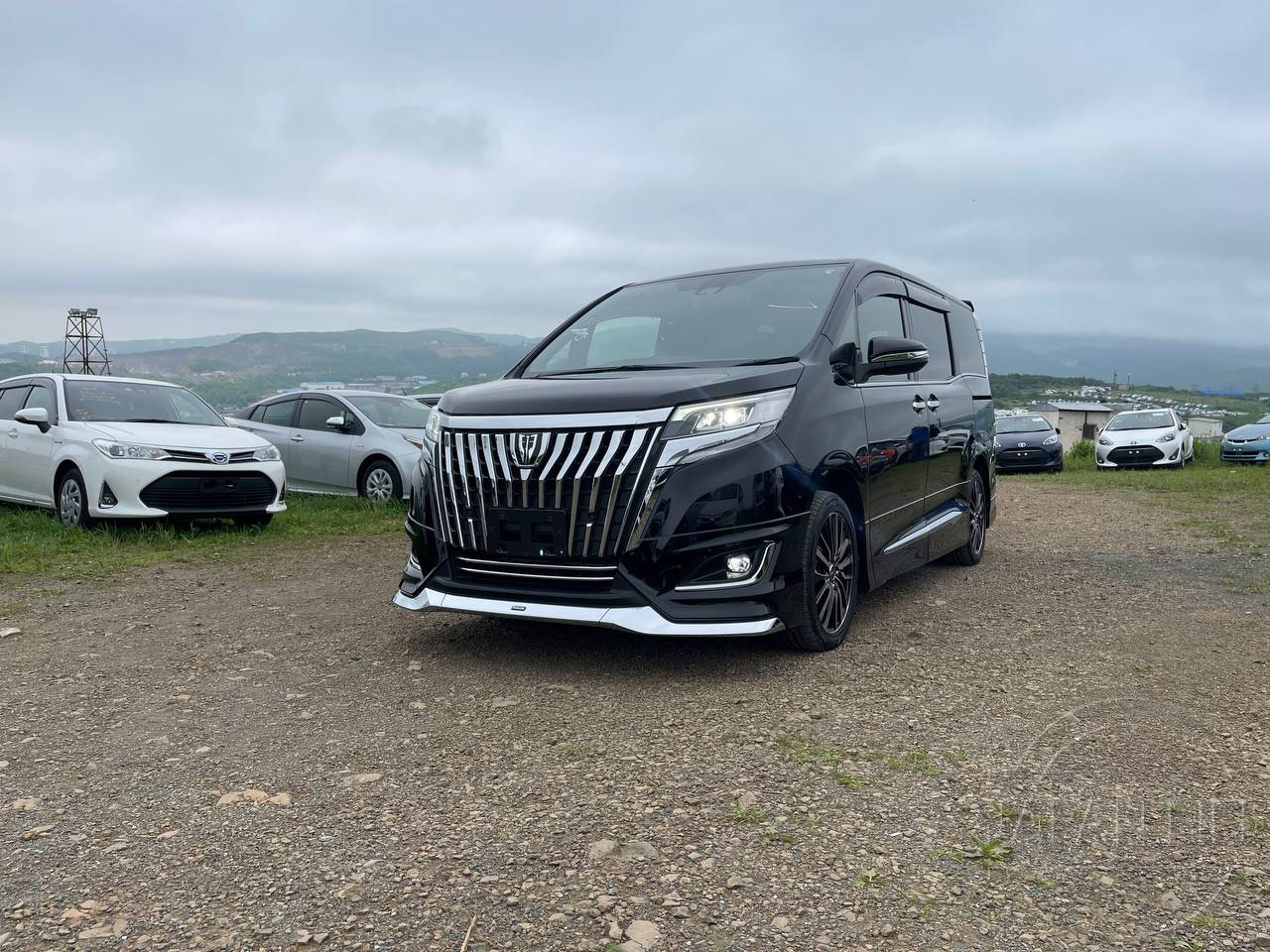 Фото Toyota Esquire - Japan Life 