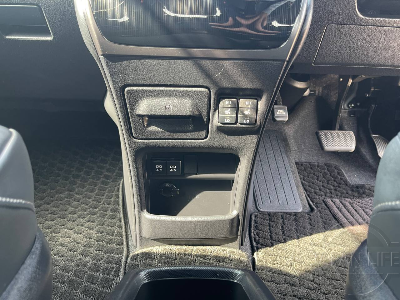 Фото Toyota Esquire - Japan Life 