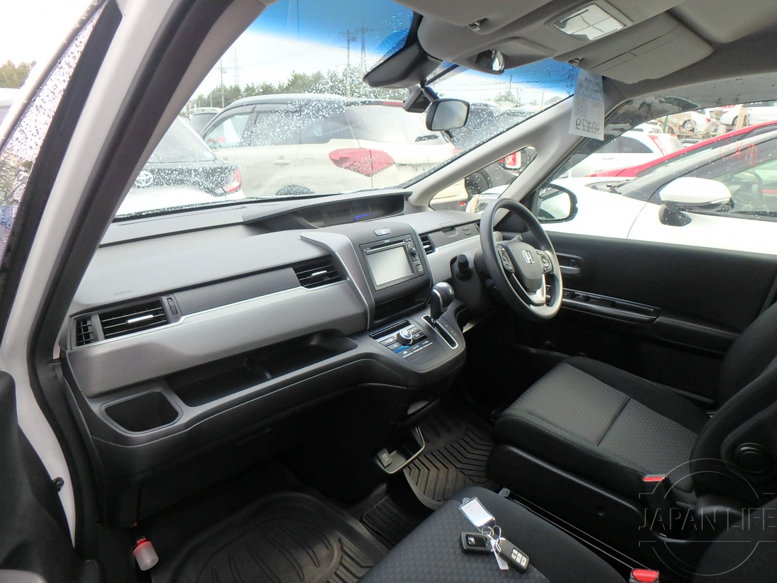 Фото Honda Freed+ - Japan Life 