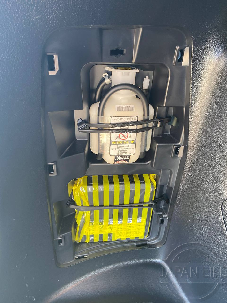 Фото Toyota Voxy - Japan Life 