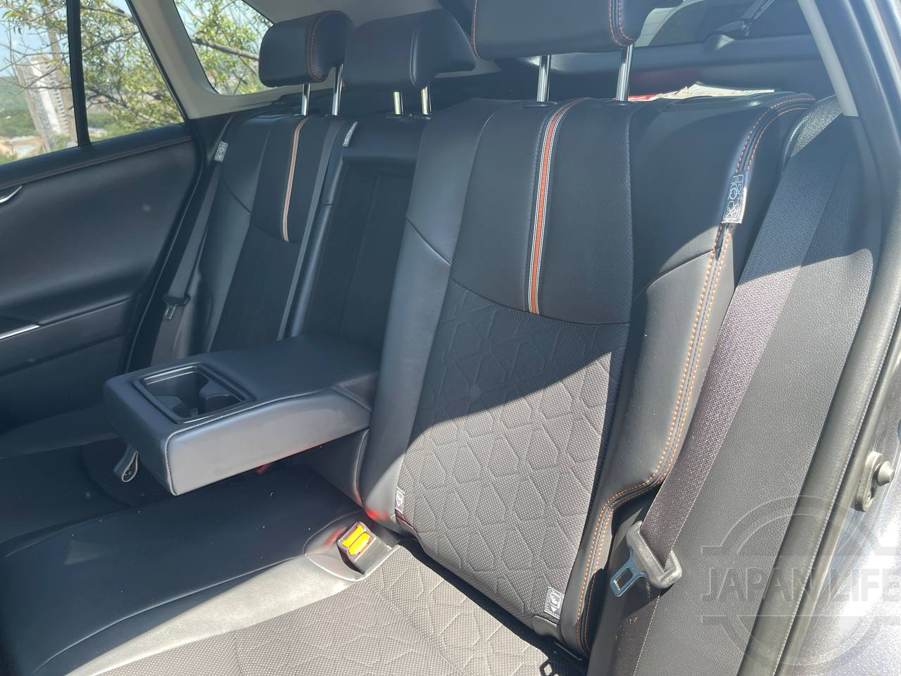 Фото Toyota RAV4 - Japan Life 