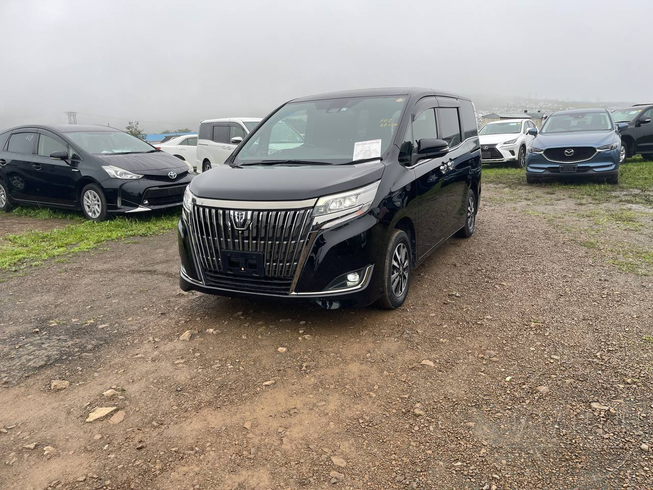 Фото Toyota Esquire - Japan Life 