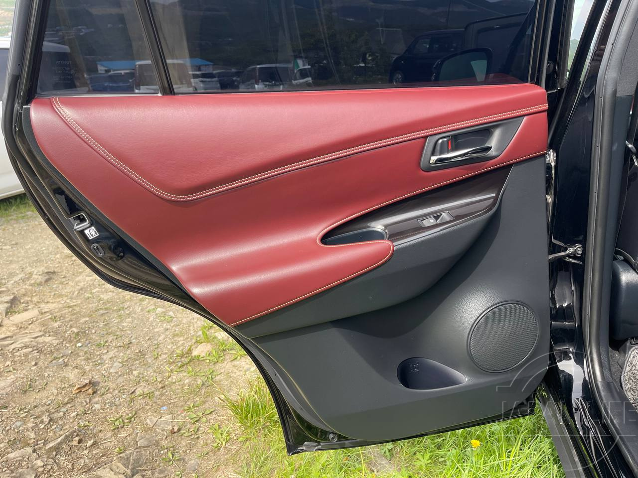 Фото Toyota Harrier - Japan Life 