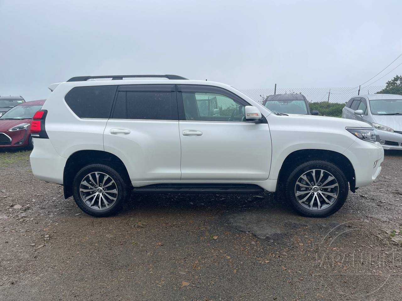 Фото Toyota Land Cruiser Prado - Japan Life 