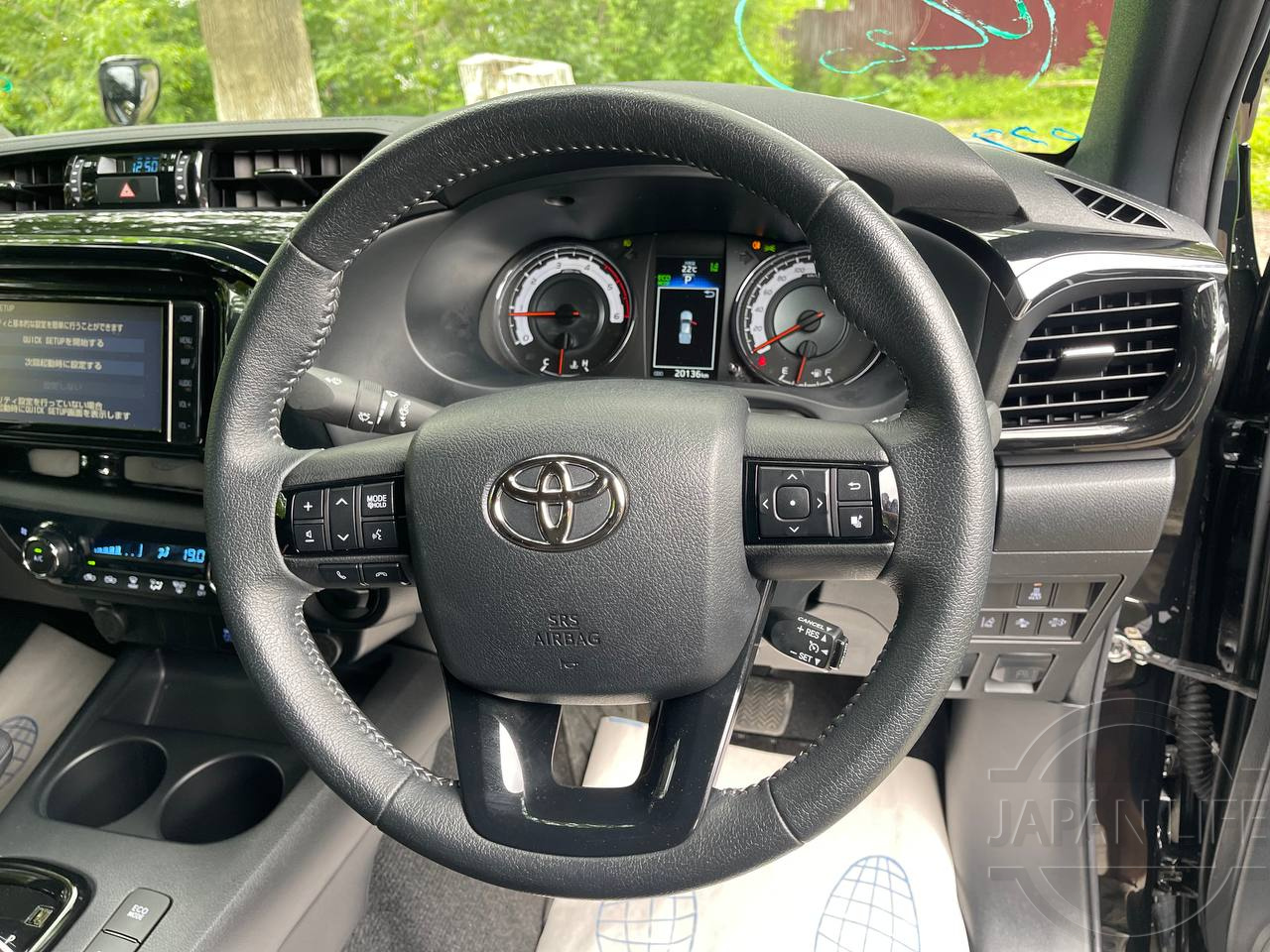 Фото Toyota Hilux - Japan Life 